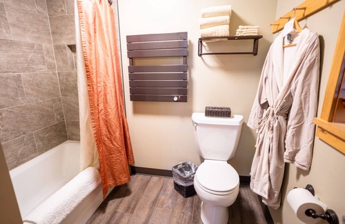 Leavenworth Hotel | Sleeping Lady Mountain Resort