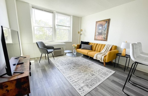 Corryville Apartamento | Sleepover: Luxurious 1BD/1BA + Gym - Cincinnati