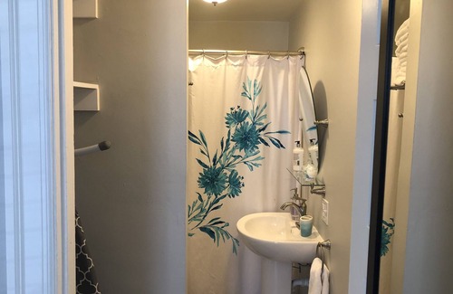 Minneapolis Casa | Sleeps 5☆2 bed☆Lower Duplex☆1.5mi to☆City Laundry