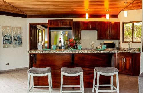 Ciudad Cortés Casa | Sleeps 8large Poolgatedprivate Oasis Ojochal