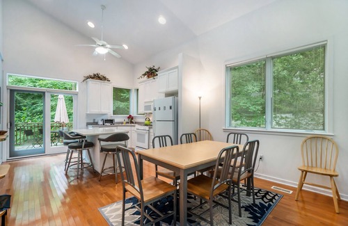 South Haven Villa | Resort familiar en el lago Michigan - Patio 30