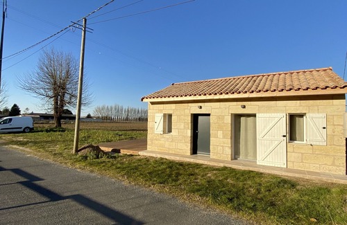 Saint-Sulpice-de-Faleyrens Casa | Small house on the banks of the Dordogne