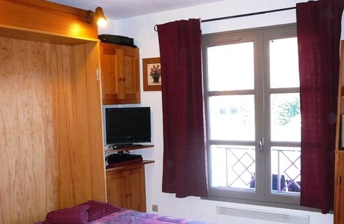 Sainte-Marie-de-Campan Apartamento | Pequeño apartamento situado en el pueblo de montaña piso muy luminoso