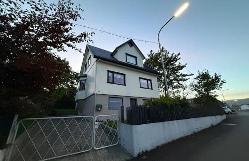Strendur Apartamento | Small cozy rental unit in Strendur Centre