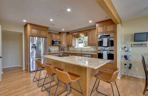 Apache Junction Casa | Small Events, 4 Homes, Resort Living, Pet Friendly, Htd Pool, Views, Tonto Nat Forest Trails