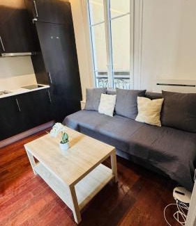 Quartier des Invalides Apartamento | small studio next to Invalides