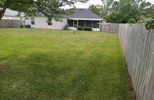 MacClenny Casa | Small Town Living; Dining, Shopping, Kayaking, Rivers, Lakes, Nursing Home