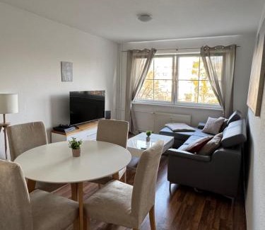 Schwerin Apartamento | Smarte Wohnung in Schwerin-Gartenstadt