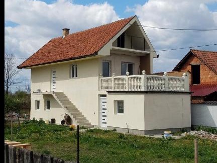 Obrenovac Casa | Smestajna jedinica za pet osoba
