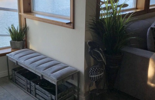 Hagerman Casa | Snake River Vacation Home *Steam Sauna, Private Docks, Water Slide, Outdoor Bar*