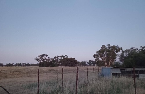 Wal Wal Casa | Snakes a plenty, rough country accommodation, no electronic communications.