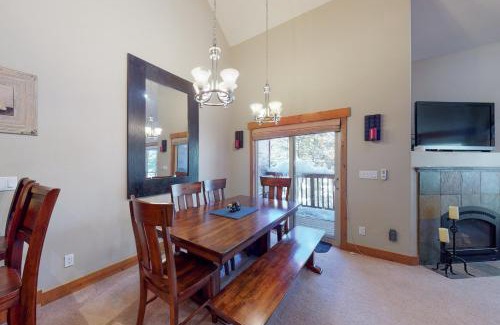 Truckee Apartamento | Snow Porch