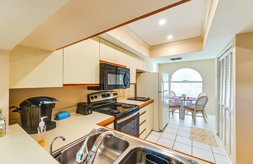 Gleneagles Condominio | Snowbirds Welcome! Naples Resort Condo Near Golf