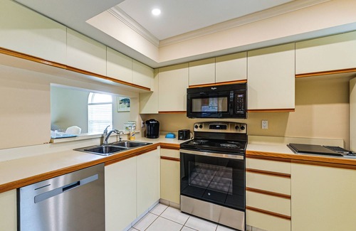 Gleneagles Condominio | Snowbirds Welcome! Naples Resort Condo Near Golf