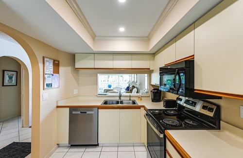 Gleneagles Condominio | Snowbirds Welcome! Naples Resort Condo Near Golf