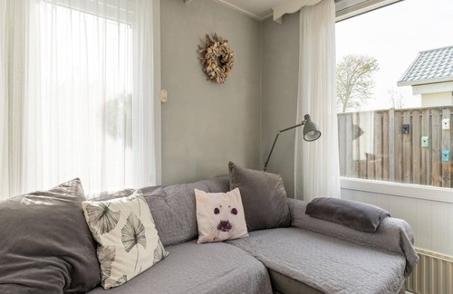 Baarland Casa | Snug holiday home in Baarland with terrace