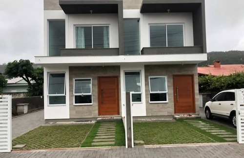 Palhoca Casa | Sobrados Pinheira