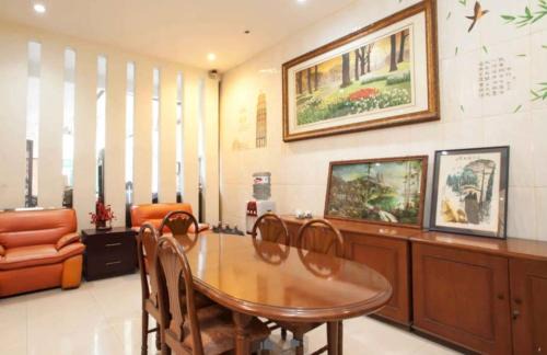 Surabaya Casa | Soerabaja Place Guest House