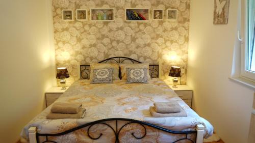 Slovenska Bistrica Apartamento | Sofia Holiday Haven in Nature with Pool