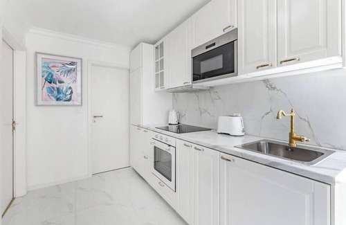 Montreux Apartamento | Soft Glam 1-bedroom appt - Lake & Mountain View