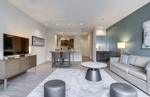 Court House Apartamento | Sojourn | Courtland Towers | 2 BR