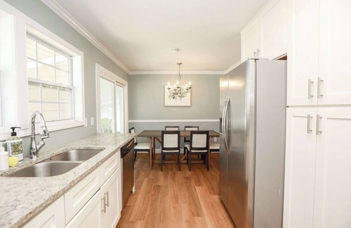 Bayview Casa | Sojourn Spacious Family Retreat with Fenced Backyard