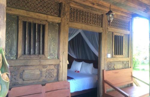 Purwakerti Casa | Soka Amed Beach