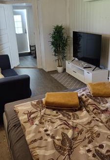 Saltstraumen Apartamento | Sokkelleilighet rett ved Saltstraumen