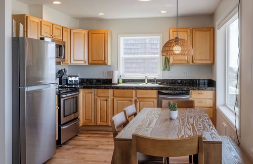 Tierra Del Mar Casa | Sol Luna-oceanfront, hot tub, amazing views!