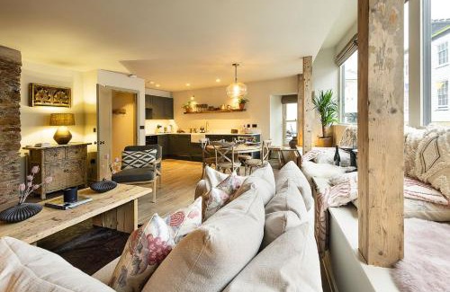 Totnes Casa | Solace