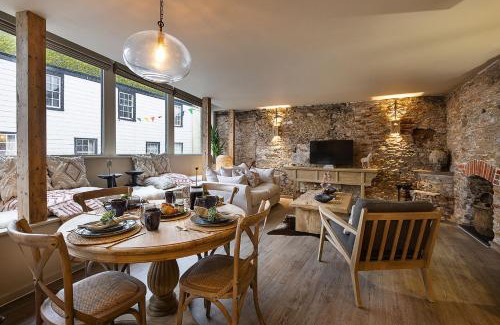 Totnes Casa | Solace