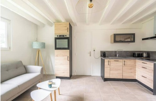 La Ferte-Saint-Cyr Casa | Sologne house in the heart of nature, 15 minutes from Chambord Castle!