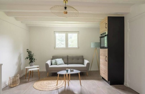 La Ferte-Saint-Cyr Casa | Sologne house in the heart of nature, 15 minutes from Chambord Castle!