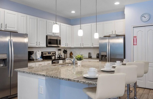 Sunridge Woods Casa | Solterra 10 Bed Luxury Oasis. 5252