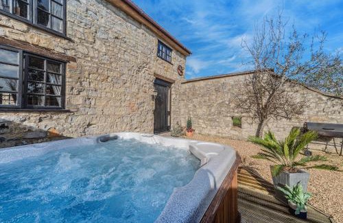 Ilton Casa | Somerset Country Escape - Luxury barns with hot tubs