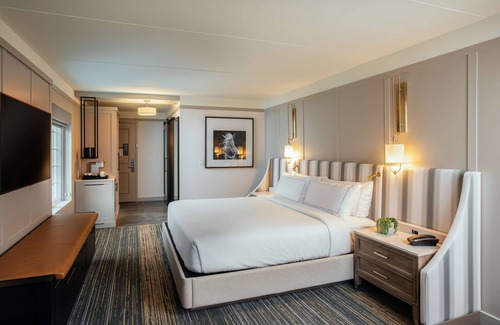 Lyons Hotel | Somerset Hills Hotel, Tapestry Collection by Hilton