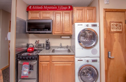Bartlett Apartamento | Inicio de Mountain Mountain de lujo con entrada / salida Jacuzzis y piscinas, televisión de alta definición, esquí ¡Ahora abierto!