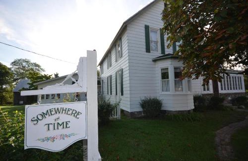 Cedar Casa | Somewhere In Time