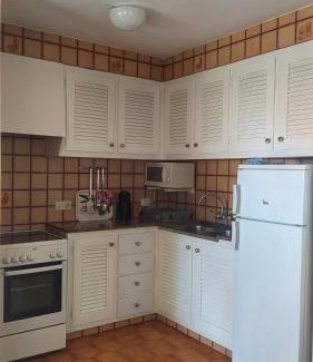 Son Bou Apartamento | Son Bou Bonito y renovado Apartamento