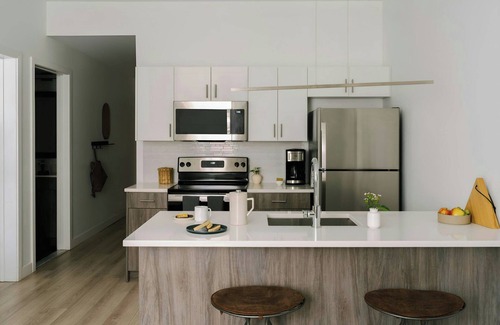 Midtown Village Apartamento | Sonder by Marriott Bonvoy The Witherspoon Apartments Center City