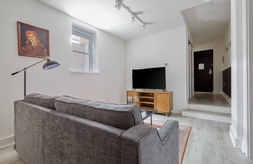 Navy Yard Apartamento | Sonder Callisto | Two-Bedroom Apartment