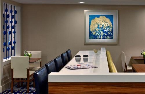 Blue Ash Hotel | Sonesta ES Suites Cincinnati - Blue Ash