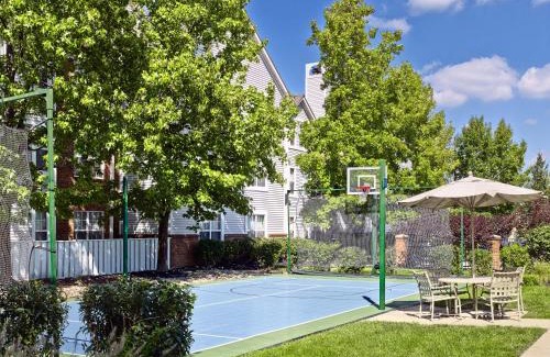 Westlake Hotel | Sonesta Simply Suites Cleveland Westlake