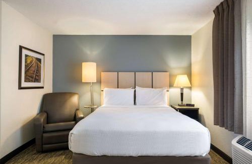 Newport News Hotel | Sonesta Simply Suites Hampton