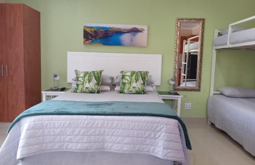 Universitas Casa | SONHOS dreams Self catering Garden Cottages