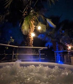 Lank-Latum Casa | Sonnendeck - Wellness Whirlpool Garden & Grill,125qm
