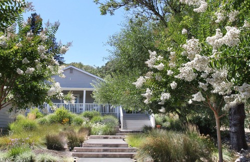 Kenwood Casa | Sonoma Valley Retreat. Luxurious secluded wine country estate