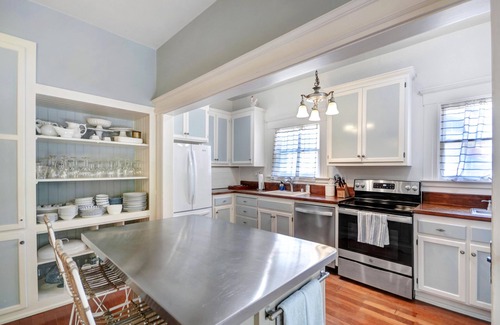 Sonoma Casa | Sonoma Victorian in Heart of Sonoma