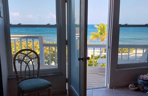 West End Casa | Sonscape Ocean Odyssey - Home on the Beach with Stunning Views!