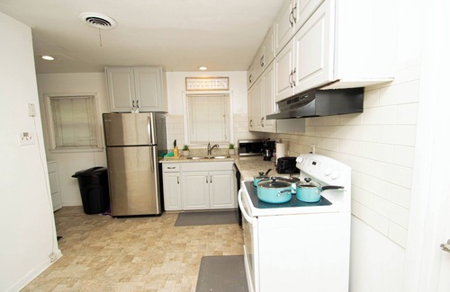 Little Rock Casa | Soothing 3-bedroom house with AC in charming Little Rock